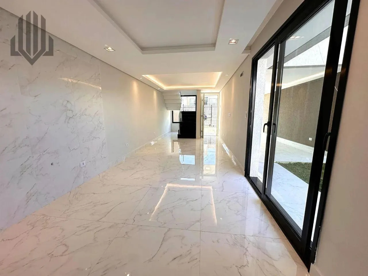Sobrado com 3 dormitórios à venda, 133 m² por R$ 850.000,00 - Iguaçu - Araucária/PR