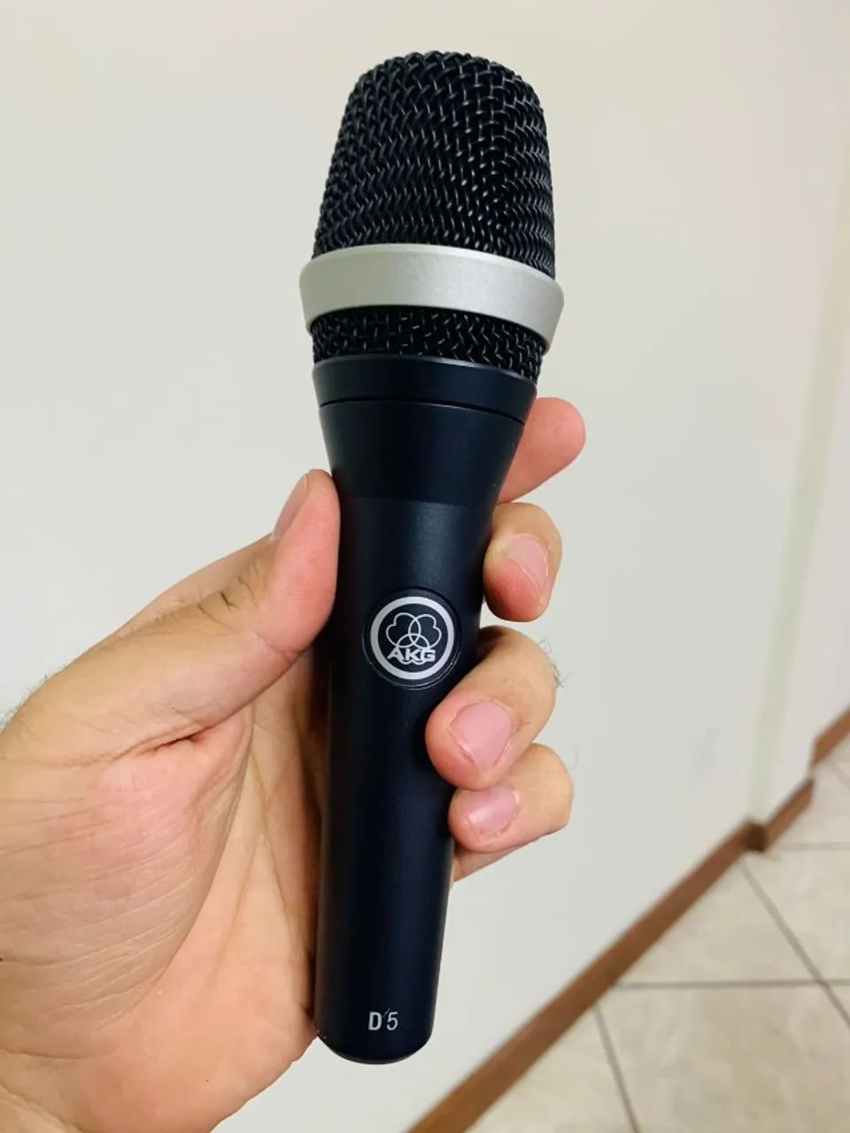 Microfone D5 AKG