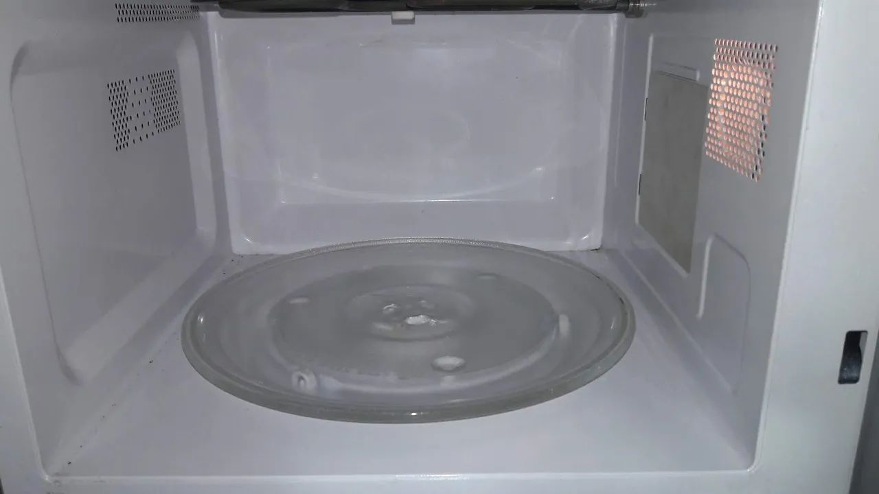 Micro-ondas Electrolux branco 20litros  - Foto 2