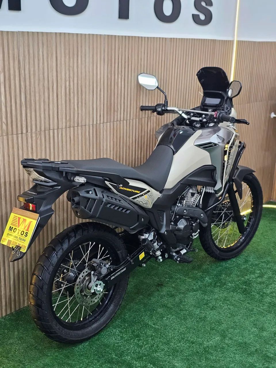 Saharaページ Honda 300 Sahara ADV 2024 - 1421881553 | OLX