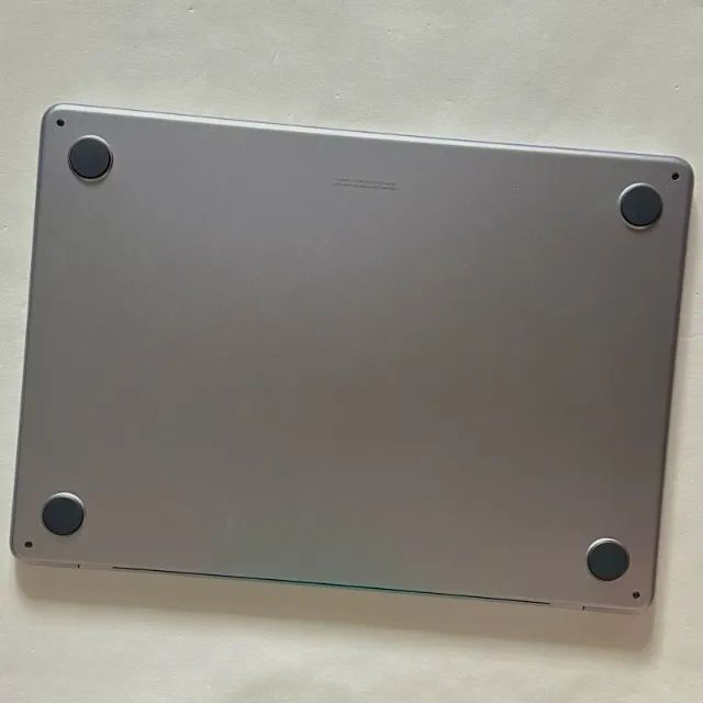 MacBook Air (M2, 2022) - Foto 2