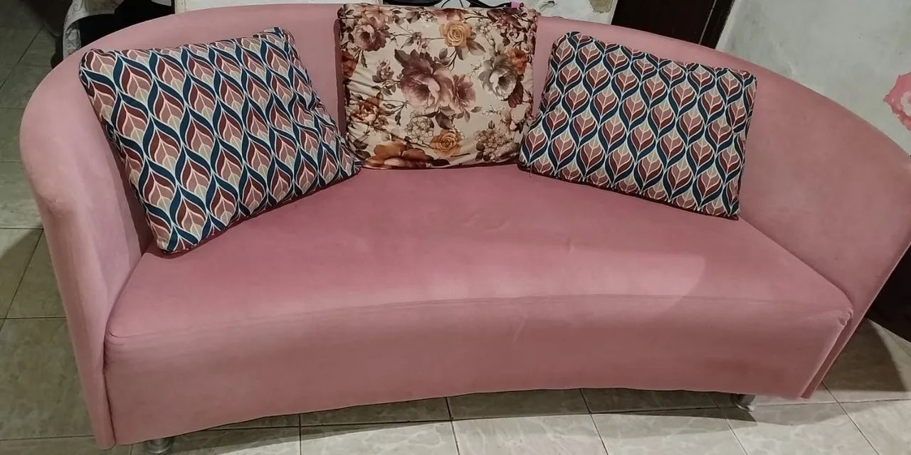 Sofá Curvo Rosa - Foto 2