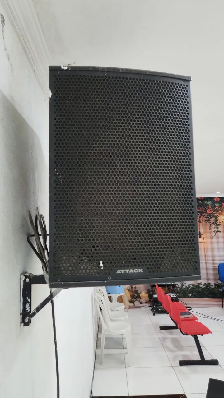 Vendo 2 Caixas Passivas VRF 1530 - Foto 4