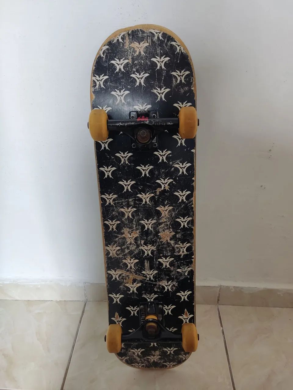 Skate semi novo para iniciantes no esporte - Foto 2