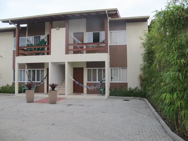 Alugo - Casa Mobiliada - Barra da Lagoa - Anual