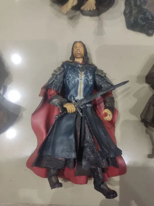5 Action Figures do Senhor dos anéis. - Foto 3