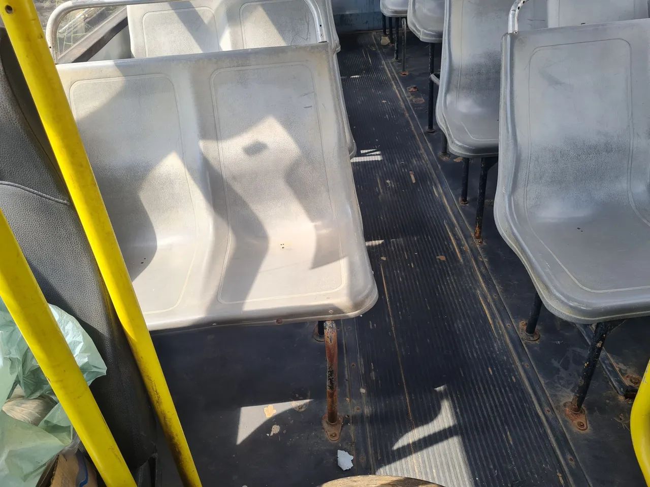 Microônibus Mercedes 814 2000 - Foto 10