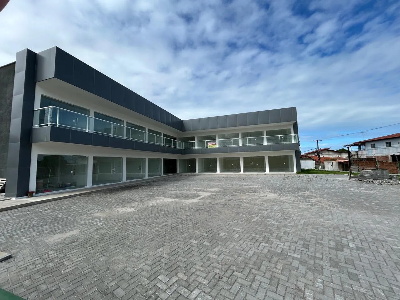 Salas em Galeria para aluguel em Itapissuma! 