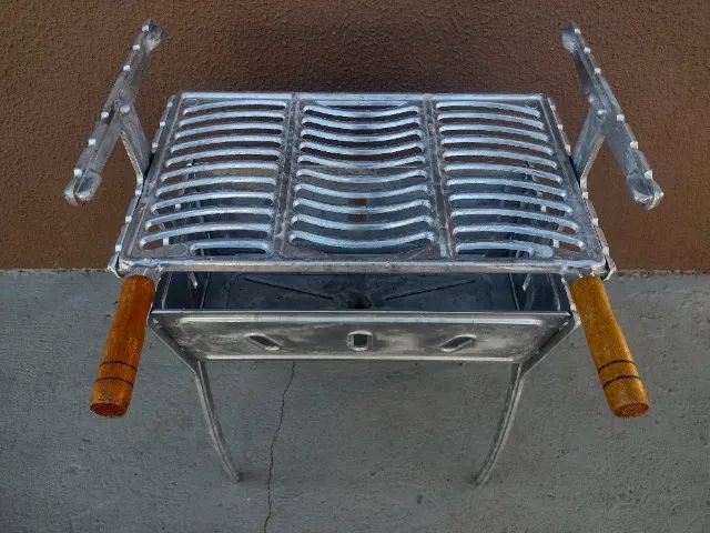 Churrasqueira De Alumínio GG