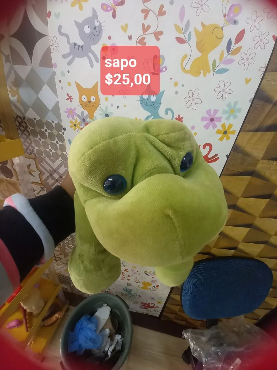 Sapinho de Pelúcia Verde