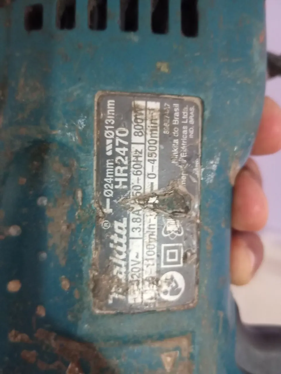 Furadeira Makita HR2470