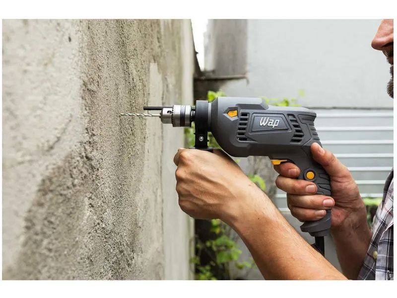 Furadeira e Parafusadeiracom Maleta 12 Peças(produto novo,lacrado/com garantia de fabrica) - Foto 5