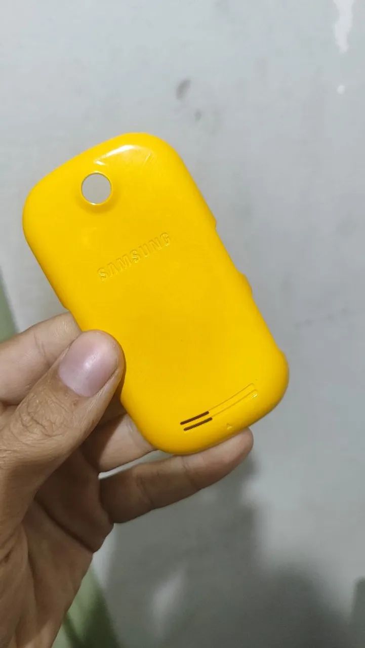 Capa Amarela Samsung