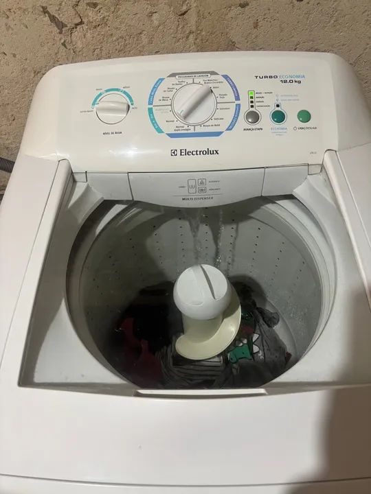 Máquina de lavar Eletrolux 12 kilos