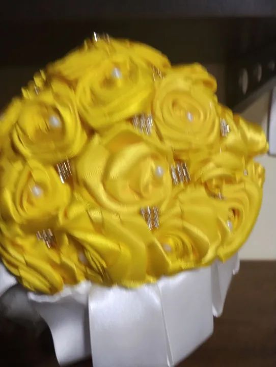 Buquê de noiva artificial amarelo - Foto 2