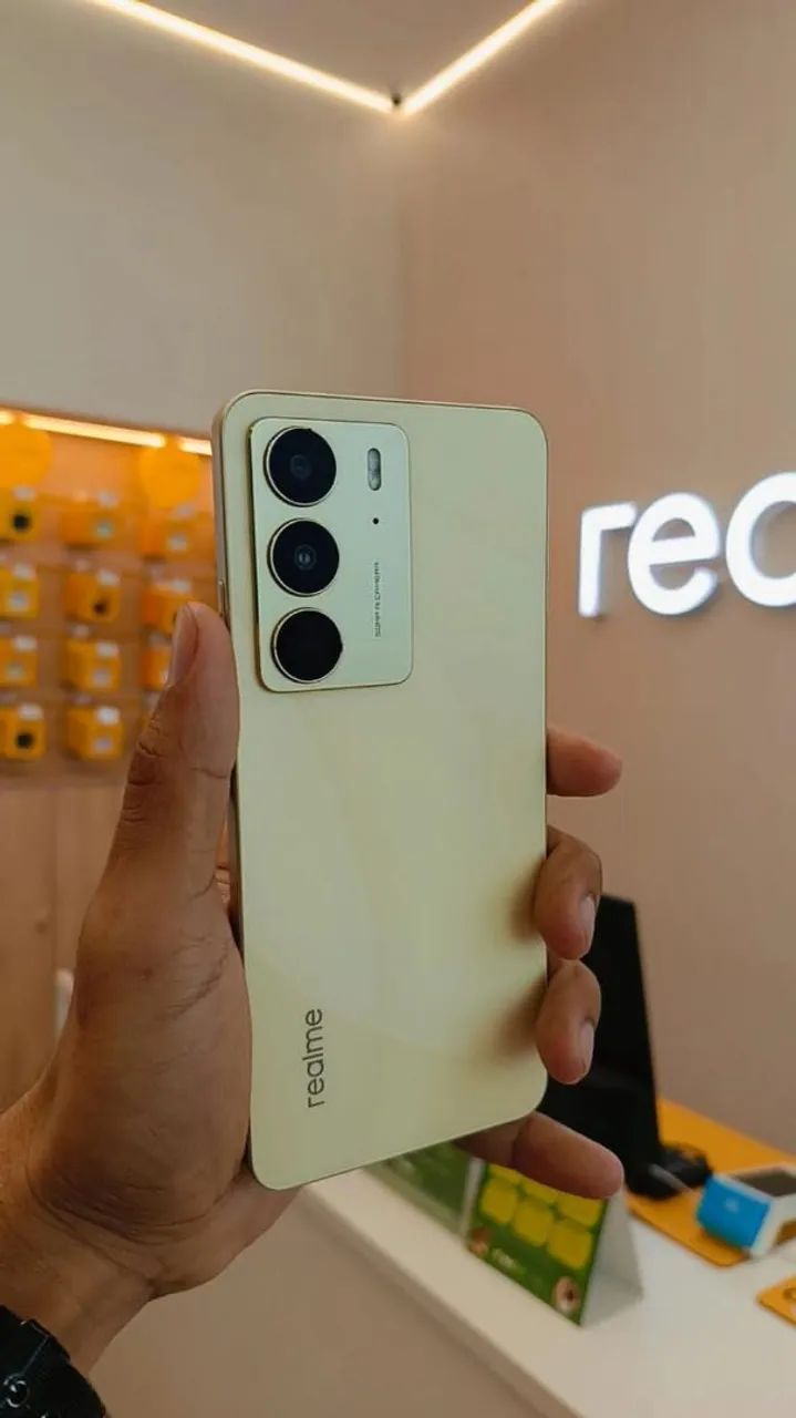 Realme C75 8/256gb + 16gb expansível 