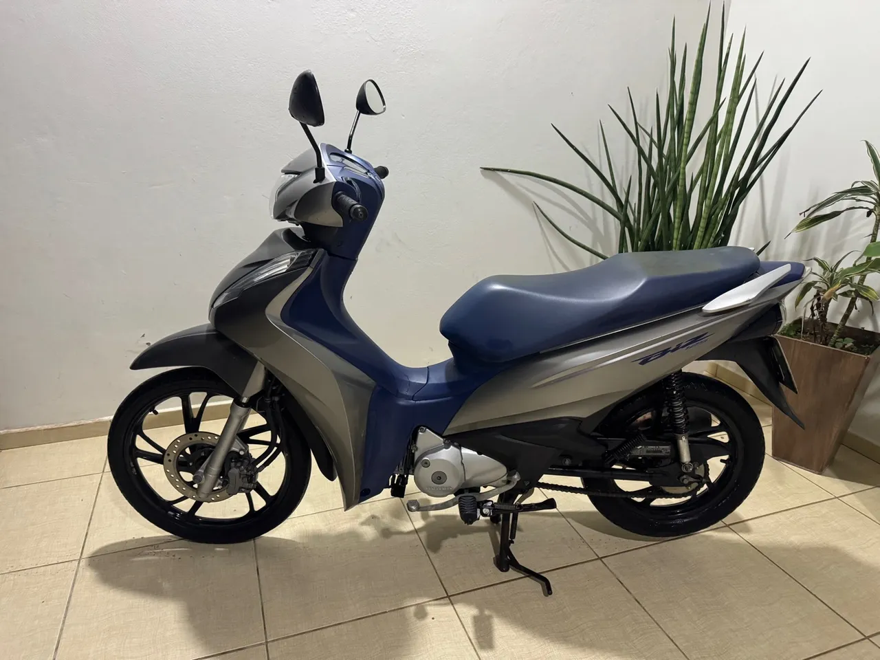 Biz 125 +completa 