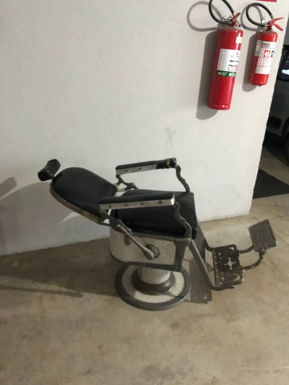 Antique Ferrante Barber Chair
