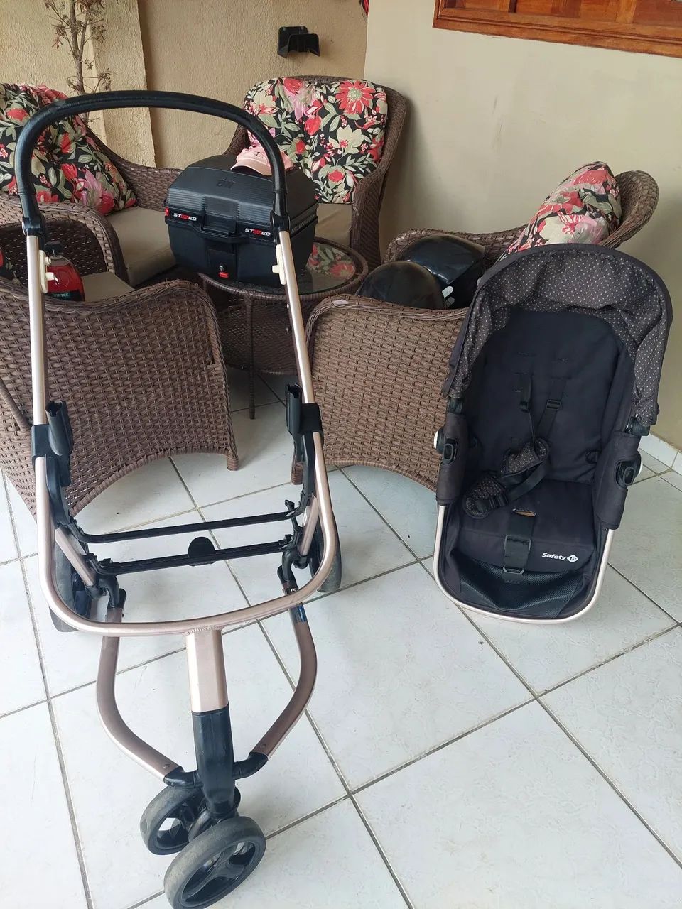 Carrinho de bebê safety mobi - Foto 4
