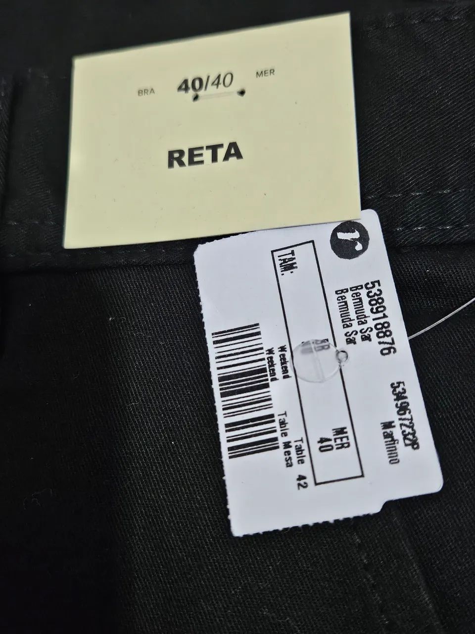 Bermuda Reta Em Sarja Com Bolso Preto - Foto 3