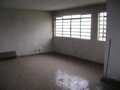 Galpão na Rua Conceição do Formoso, 373  290 m²
