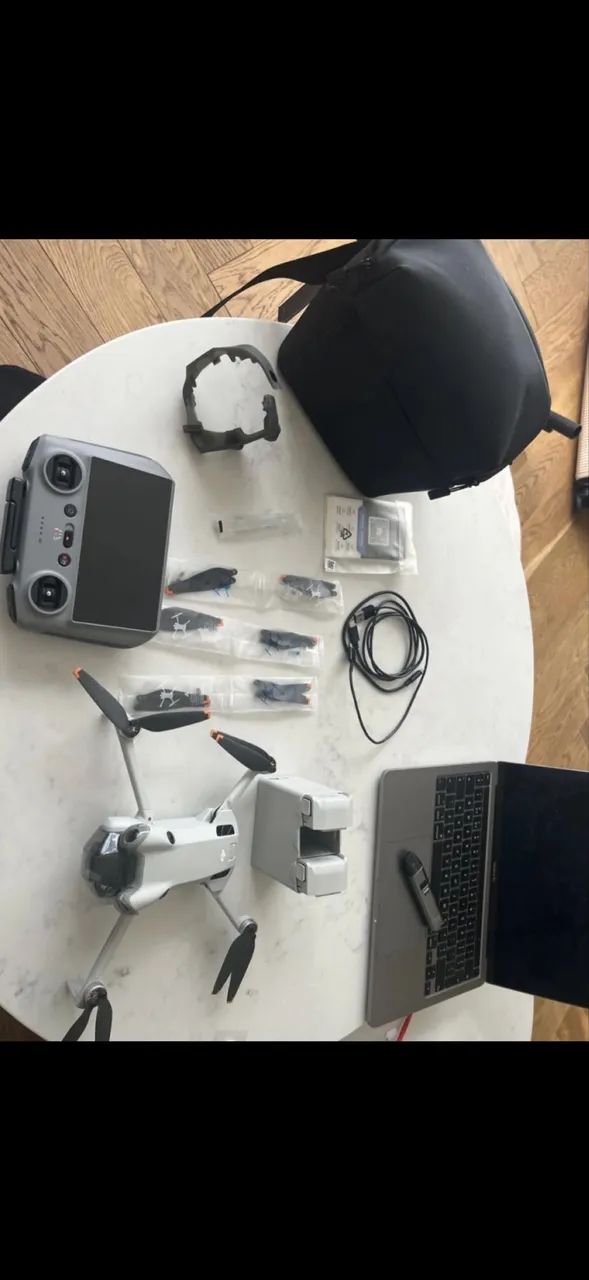 DRONE DJI MINI 4 PRO - fry more combo  - Foto 3