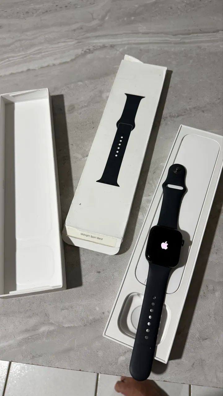 Apple Watch 7 45mm + GPS