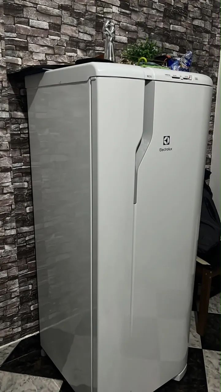 Geladeira eletrolux
