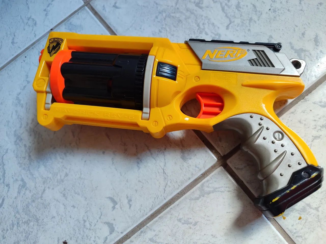Nerf Maverick REV-6 Original - Funcionando | Oportunidade! - Foto 4
