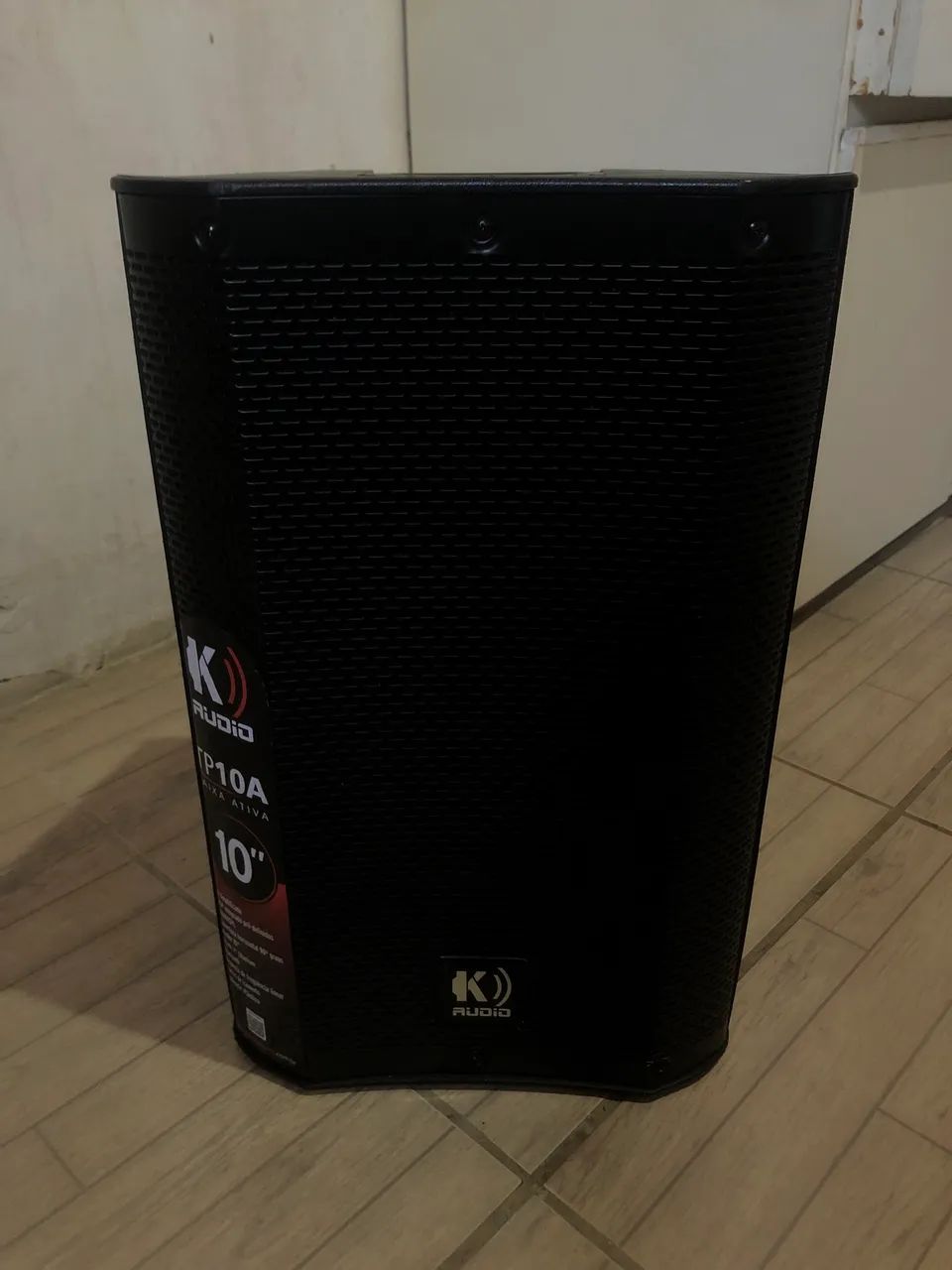 Caixa ativa tp10a