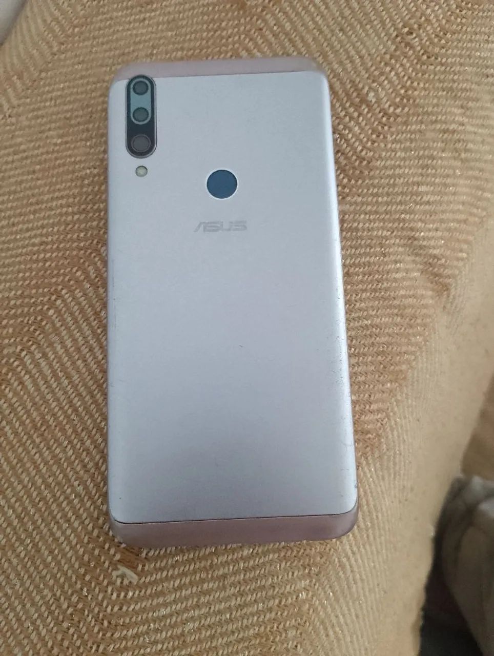 Celular Asus Max shot 634 - Defeito  - Foto 3