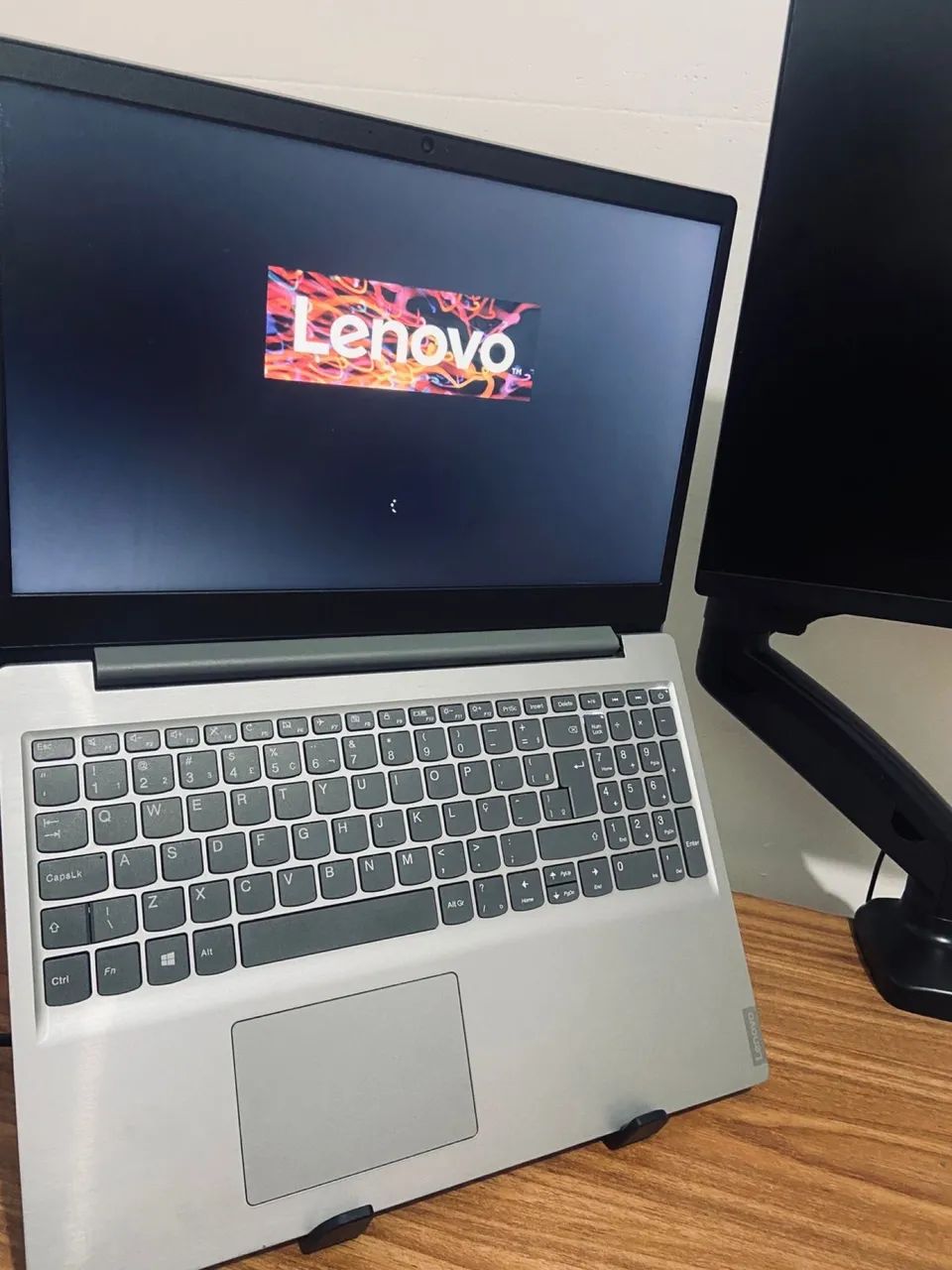 Notebook Lenovo S145 15IGM 4gb RAM  - Foto 4