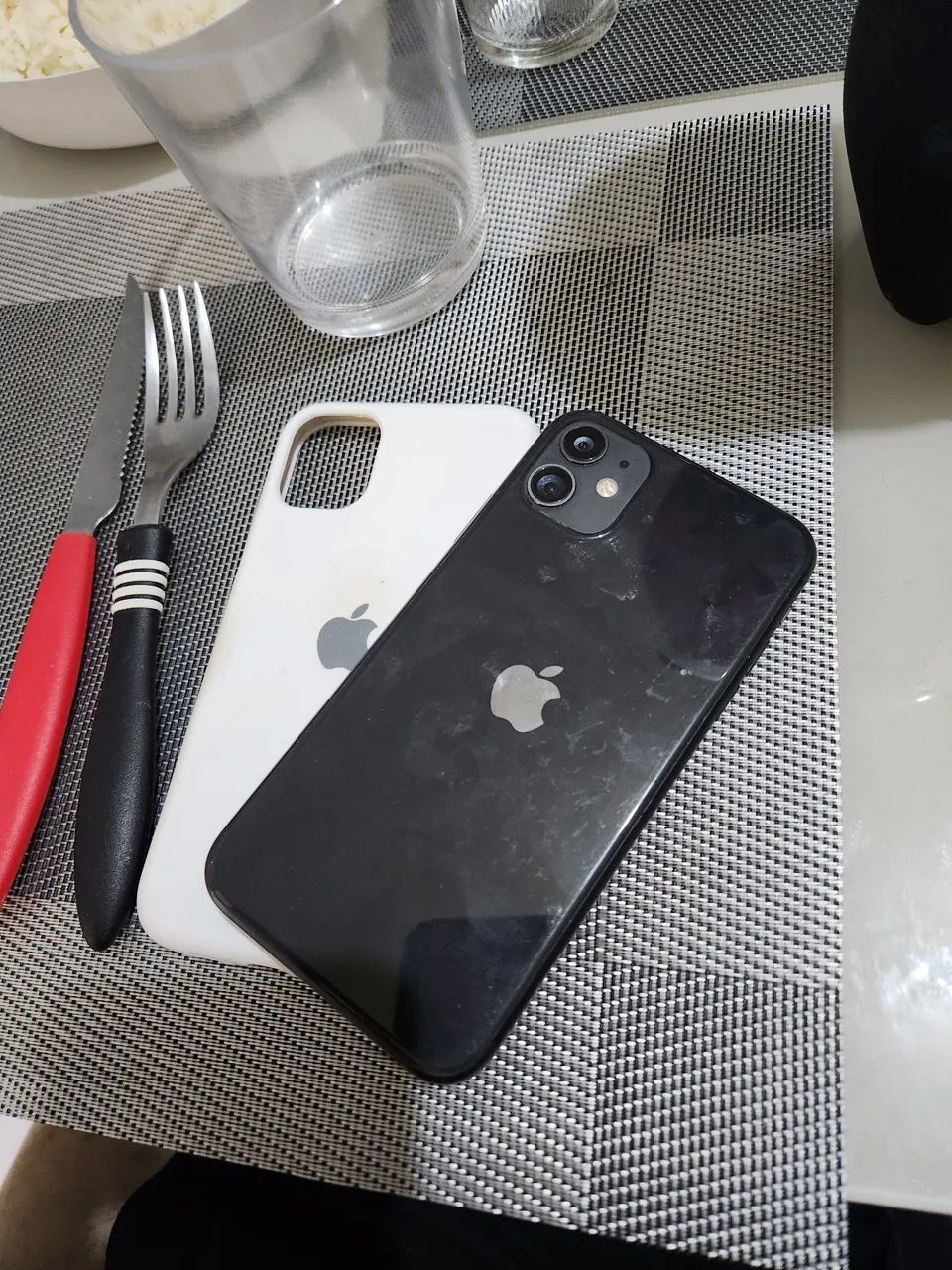 Iphone 11 muito novo