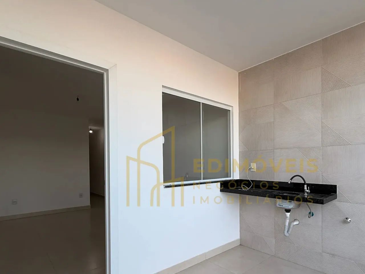 Linda casa linear com 2 quartos e suíte em Campinho da Serra! - Foto 3