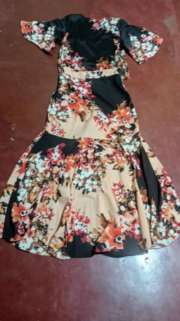 Vende-se vestidos e sapatos  - Foto 4