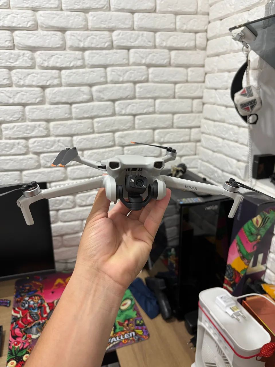 Drone DJI Mini 3 controle com tela - Foto 2