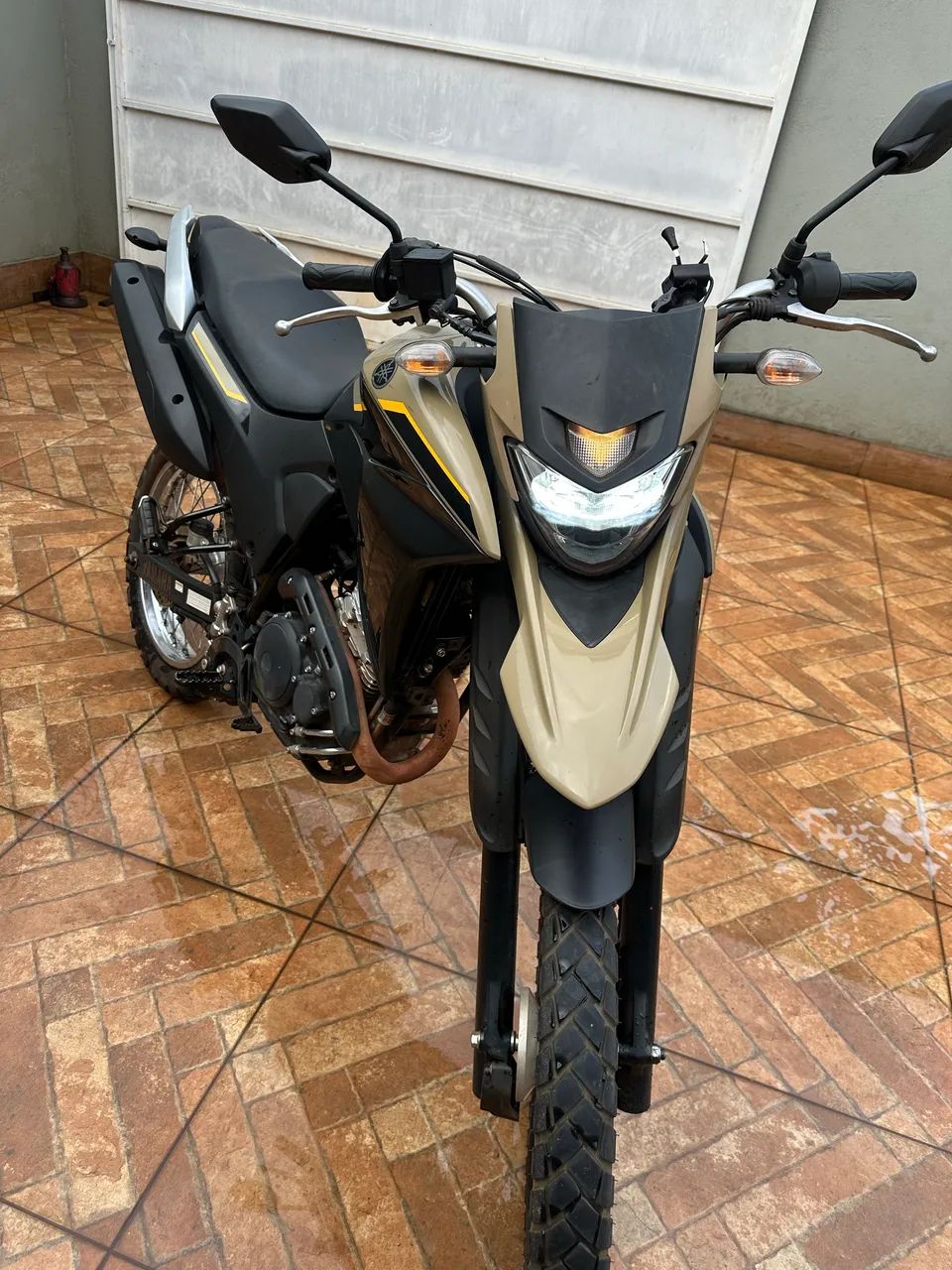 Lander 250 - Foto 2