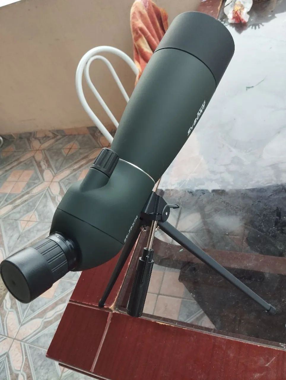 Luneta telescópio Svbony  25x70x70 
