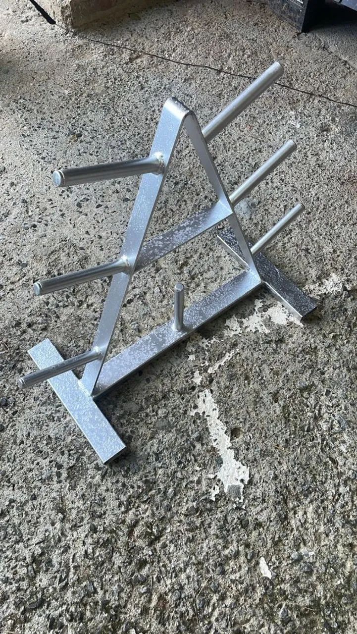 Suporte para anilhas em forma de Triângulo.