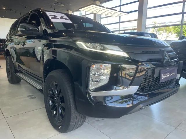 Mitsubishi Pajero 2024