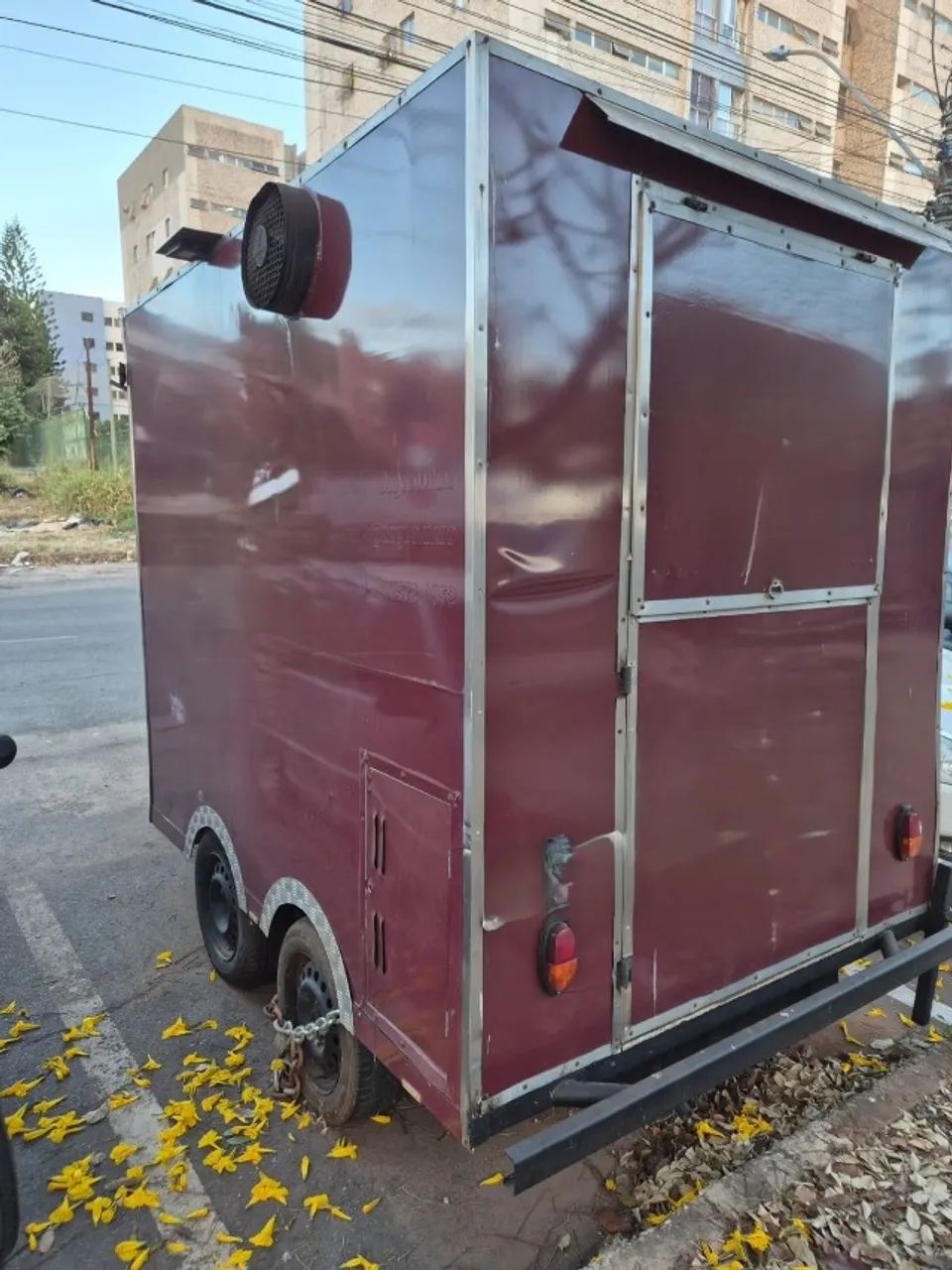 Trailer Reformado à Venda - Pronto para Uso Profissional - Foto 4