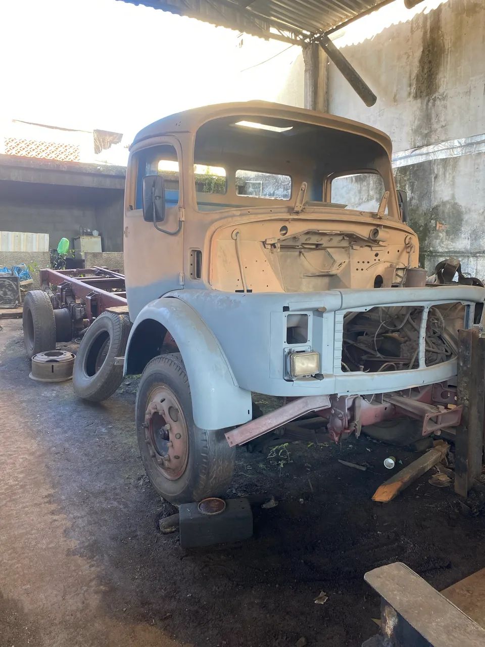 Vendo Caminhão 
