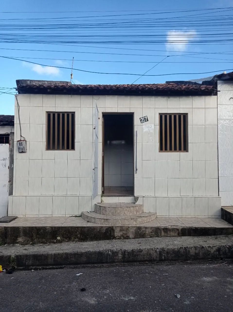 CASA NO PADRE PEDRO, próximo a escolas, supermercado, posto de combustível e  comércios.