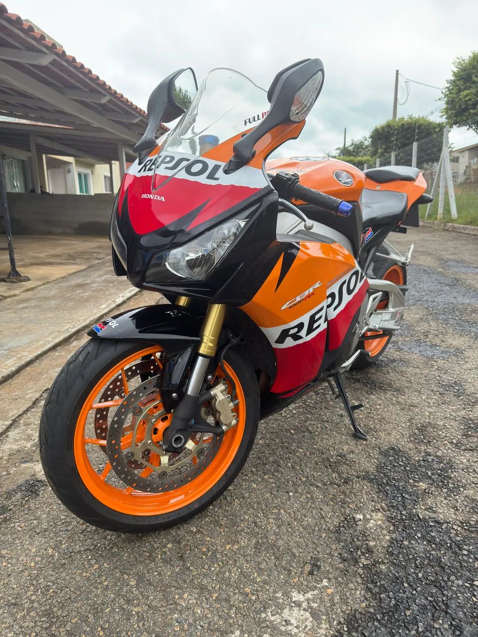 Honda 1000 RR Fire Blade 2013 - 1480318333 | OLX