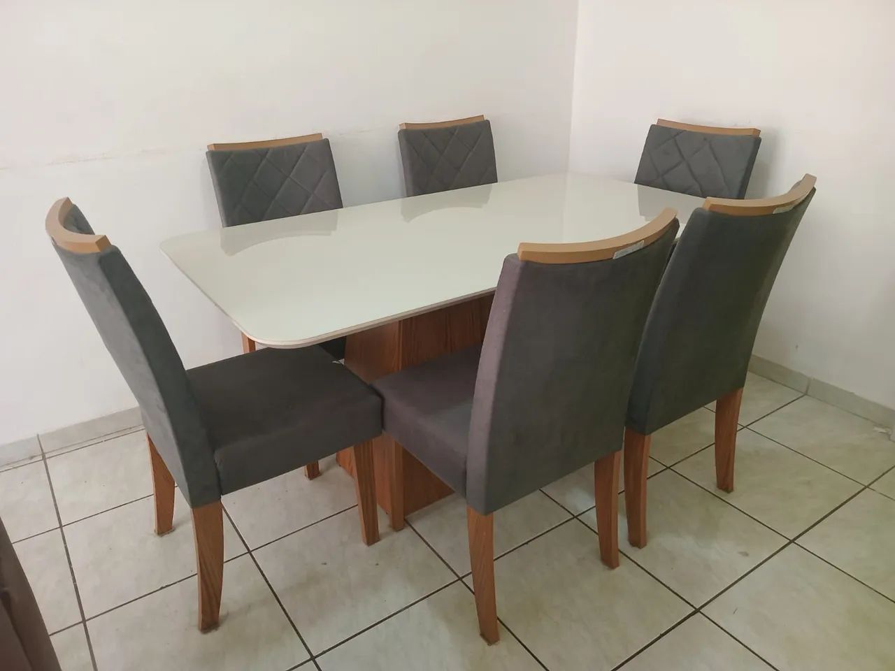 Mesa com 6 cadeiras - Foto 4
