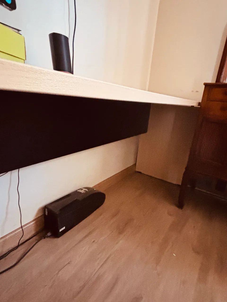 Mesa para escritório 1,80x 50 cm  - Foto 3