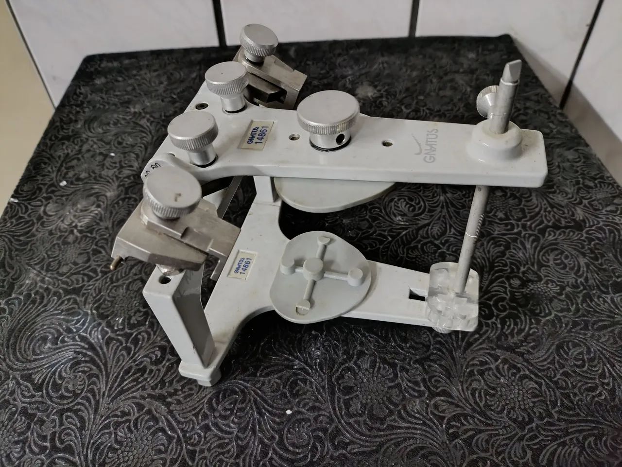 Articulador Gnatus semi ajustável  - Foto 4