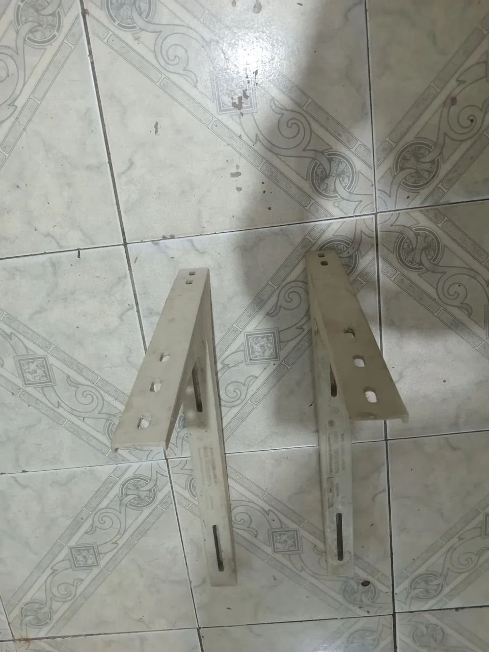 Suporte do condicionador de ar split  - Foto 5