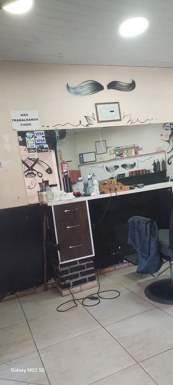 Barbearia toque mágico precisa-se