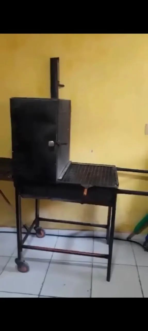 Churrasqueira modelo com defumador  - Foto 3